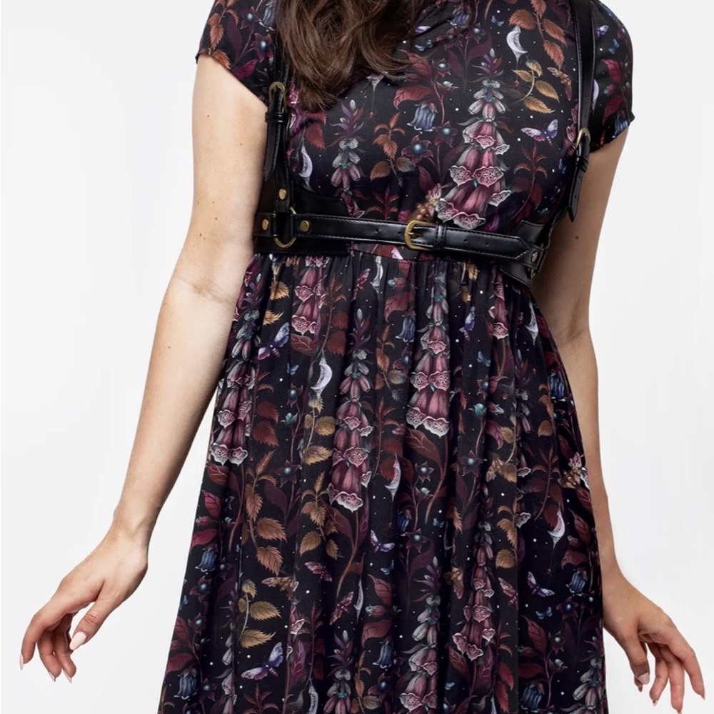Disturbia foxglove mini dress